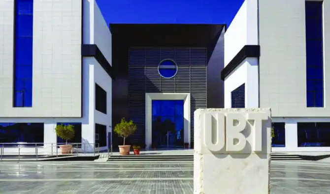جامعة فيتنام للربط تعيد تشكيل مستقبلك الأكاديمي